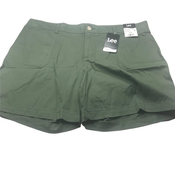 Lee Women's 18M Midrise Bermuda Regular Fit Moss Green Utility Short New - Picture 1 of 12